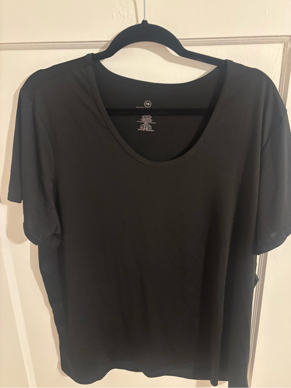Essentials Black Scoop Neck Short Sleeve Tee